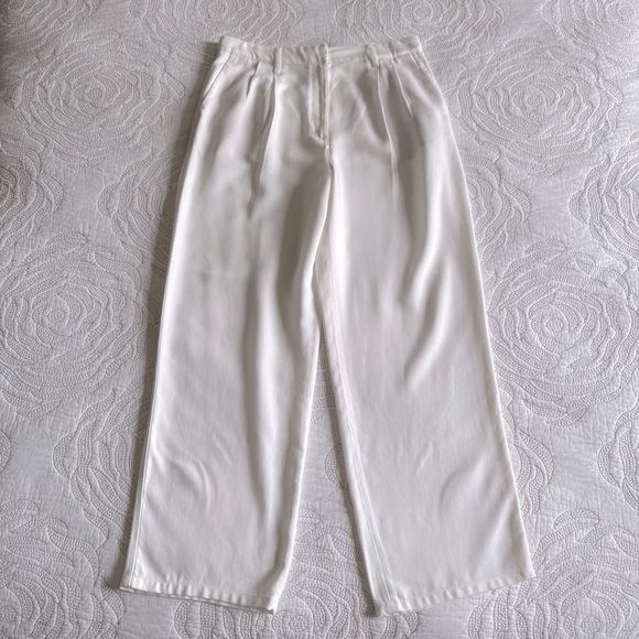 Massimo Dutti - Pleated Lightweight Loose Fit Lyocell Wide Leg Pants - White - Picture 2 of 15